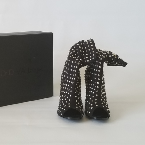 SOLD - Picture 2 of 4